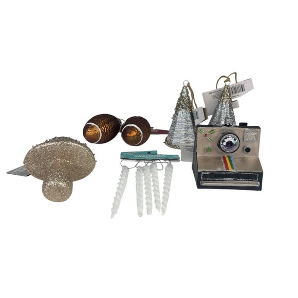 Holiday Style Christmas Ornaments 7 Pc Set New - Picture 3 of 10